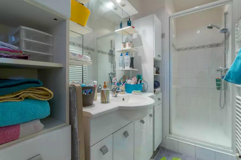 T3 55M2 & Garage, Proche Saone, Et 5 Min Vieux Lyon Via Metro D Apartment Ngoại thất bức ảnh